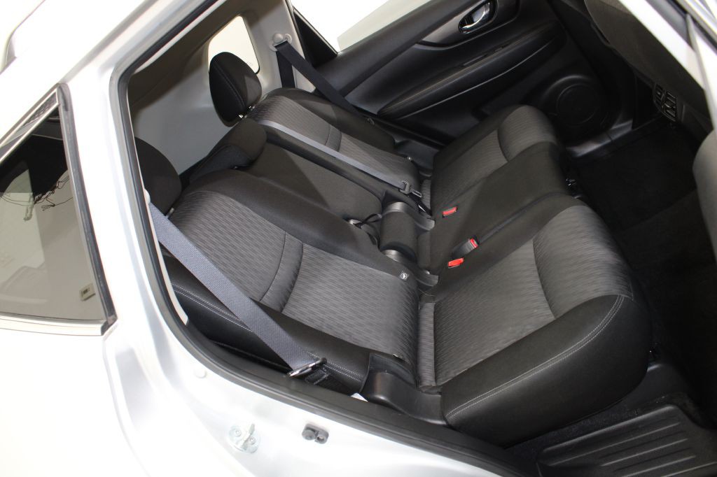 2019 Nissan Rogue Image 20