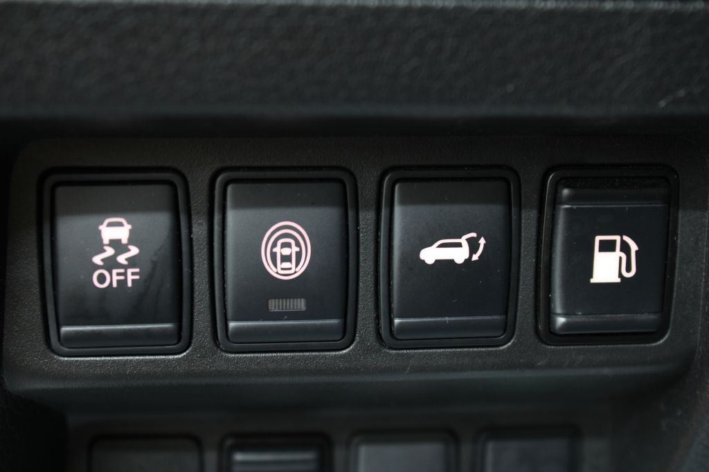 2019 Nissan Rogue Image 31
