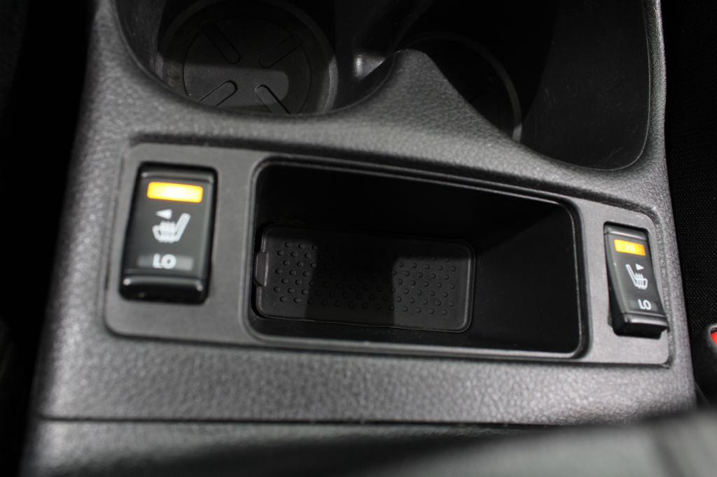 2019 Nissan Rogue Image 34