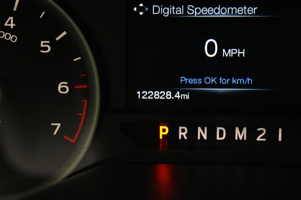 2016 Ford F-150 Image 38