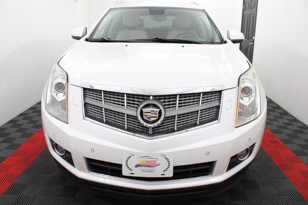 2011 Cadillac SRX Image 3