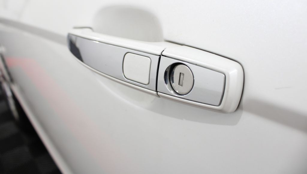 2011 Cadillac SRX Image 12