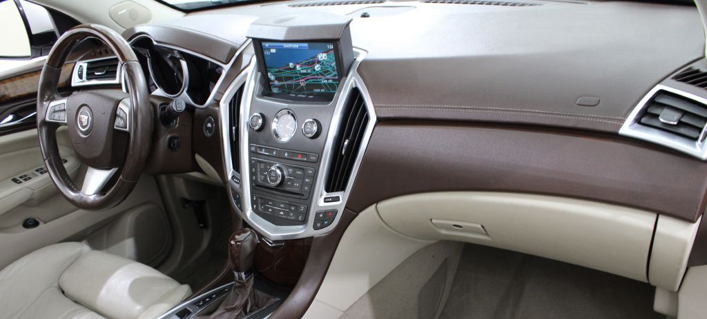 2011 Cadillac SRX Image 26