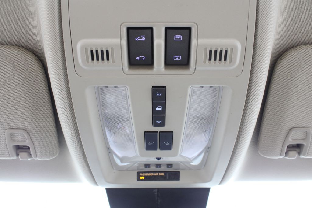 2011 Cadillac SRX Image 27
