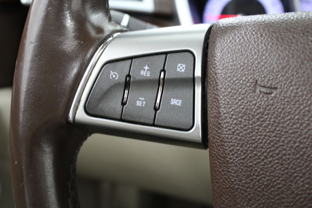 2011 Cadillac SRX Image 35