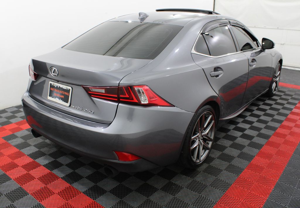2015 Lexus IS Image 8