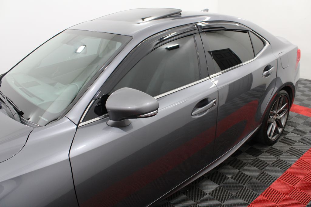 2015 Lexus IS Image 10