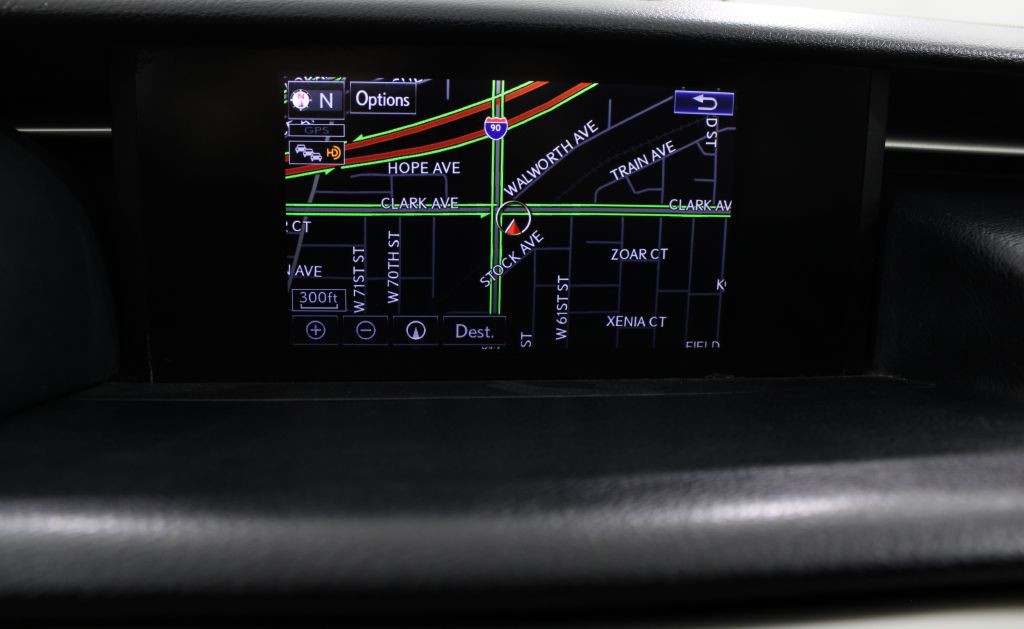 2015 Lexus IS Image 25