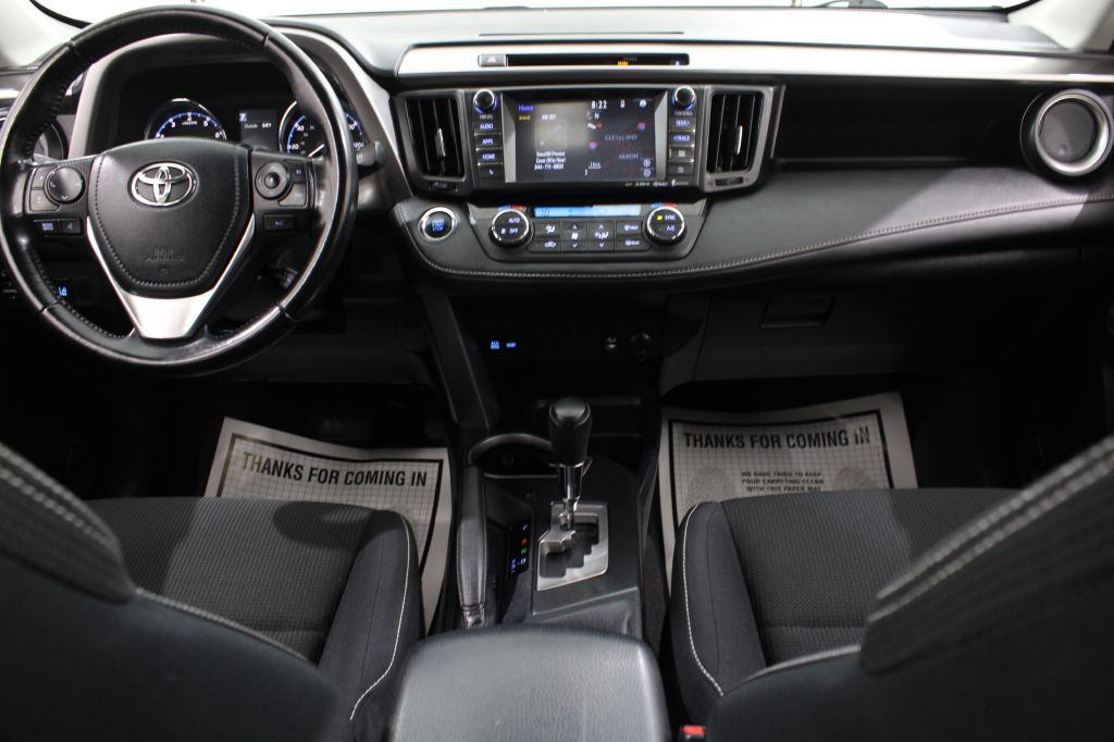 2016 Toyota Rav4 Image 2