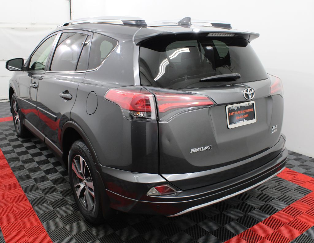 2016 Toyota Rav4 Image 5