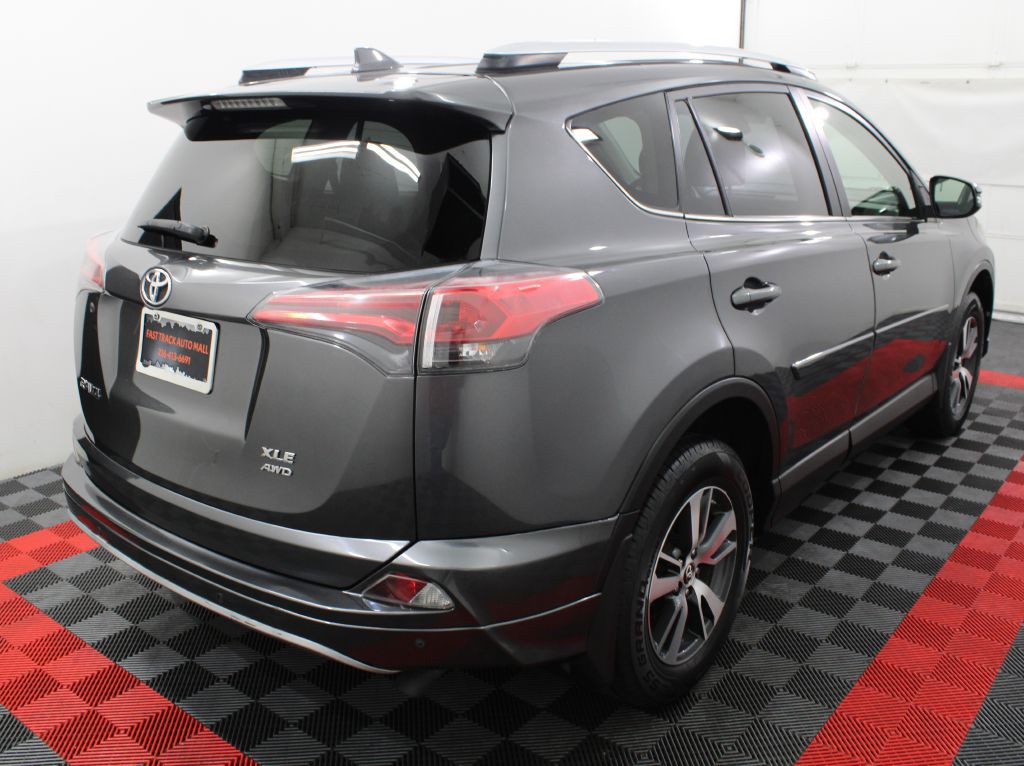2016 Toyota Rav4 Image 7