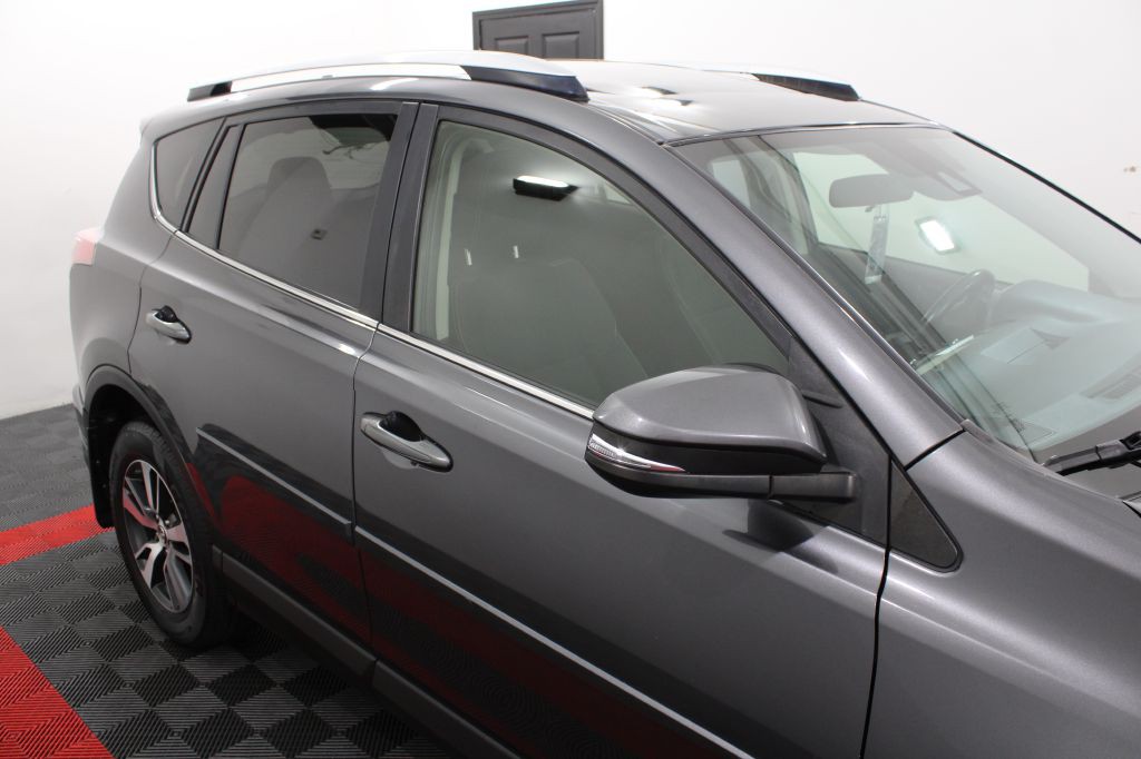 2016 Toyota Rav4 Image 8