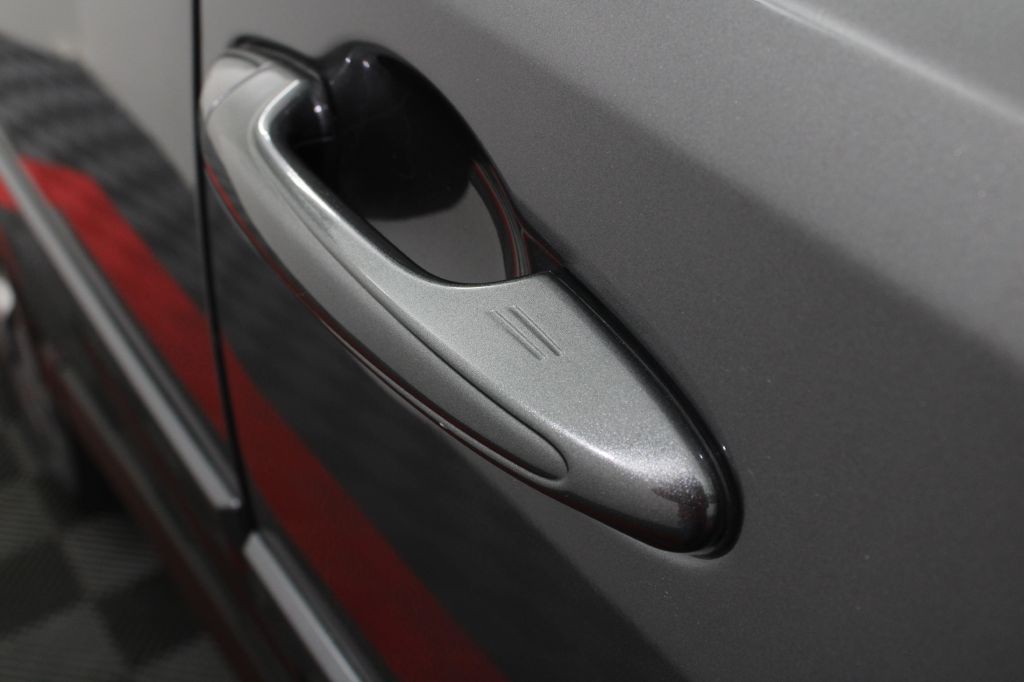 2016 Toyota Rav4 Image 10