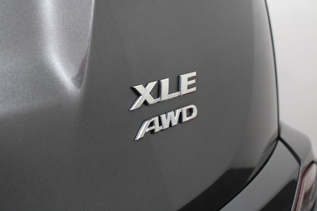 2016 Toyota Rav4 Image 12