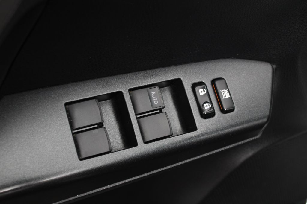 2016 Toyota Rav4 Image 29