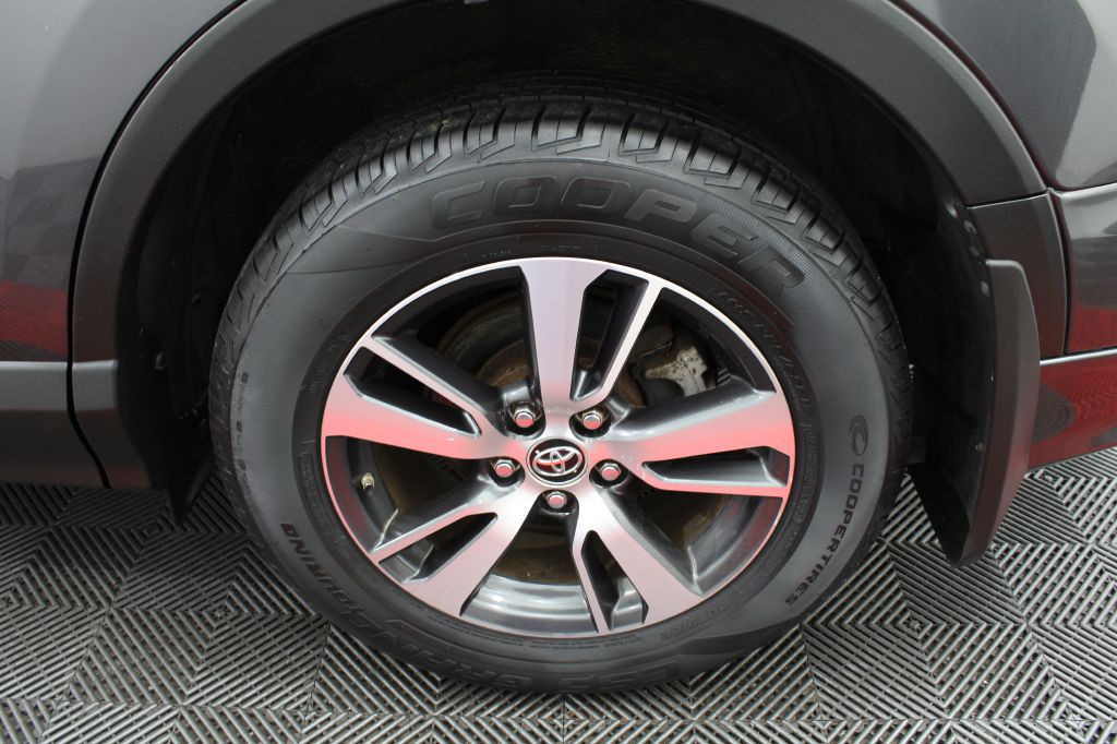 2016 Toyota Rav4 Image 40