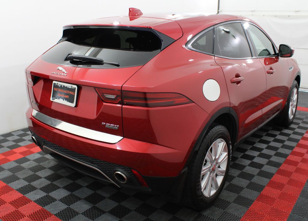 2019 Jaguar E-pace Image 8
