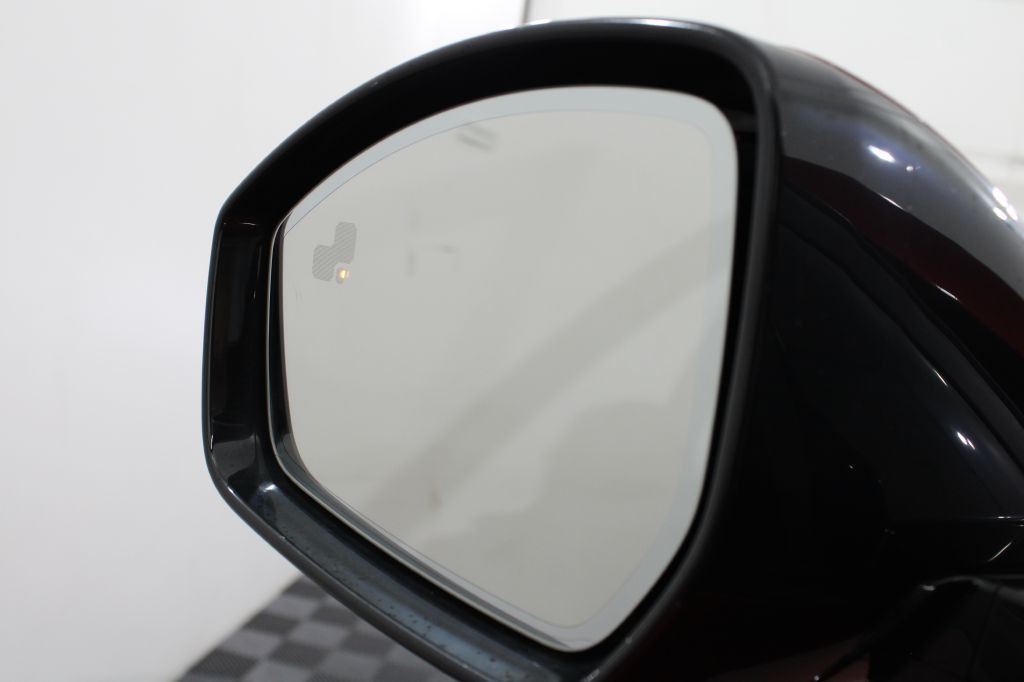 2019 Jaguar E-pace Image 14
