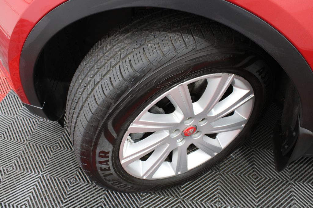 2019 Jaguar E-pace Image 53