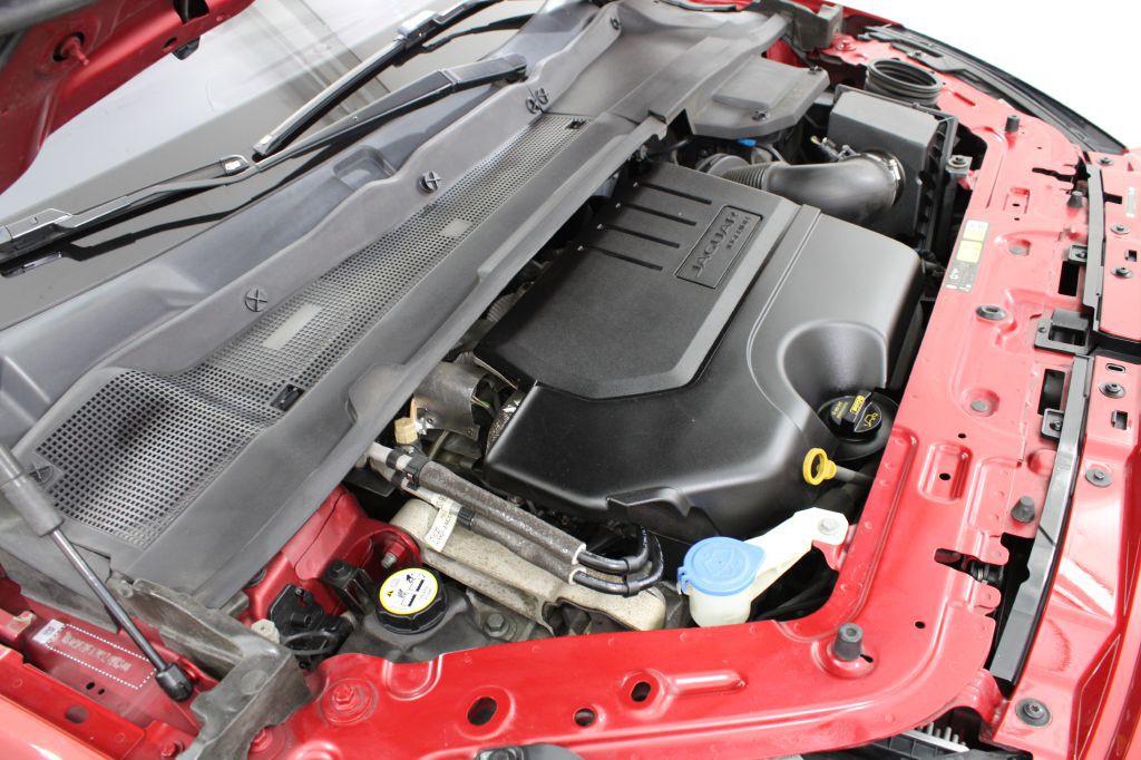 2019 Jaguar E-pace Image 54