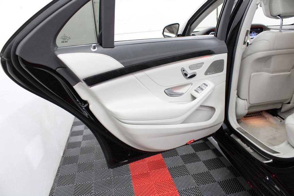 2016 Mercedes-Benz S-Class Image 22