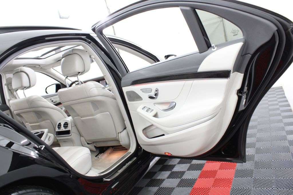 2016 Mercedes-Benz S-Class Image 30