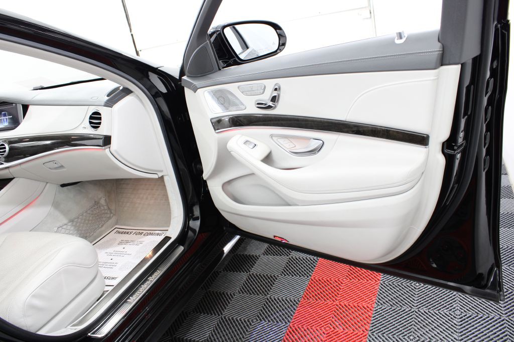 2016 Mercedes-Benz S-Class Image 35