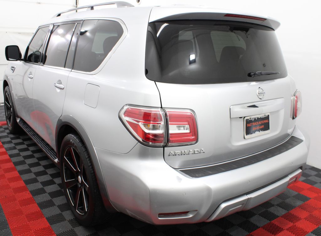 2017 Nissan Armada Image 5