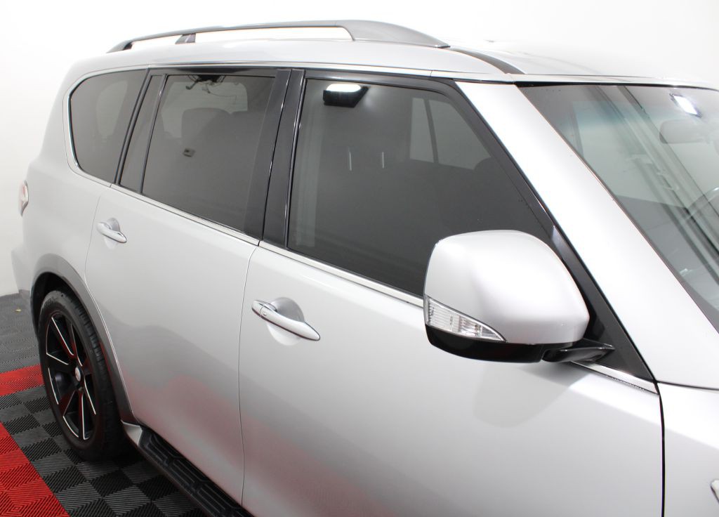 2017 Nissan Armada Image 7