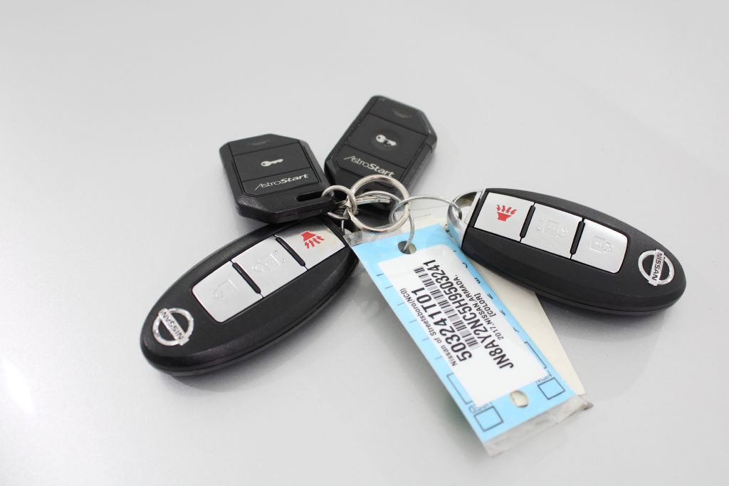 2017 Nissan Armada Image 12