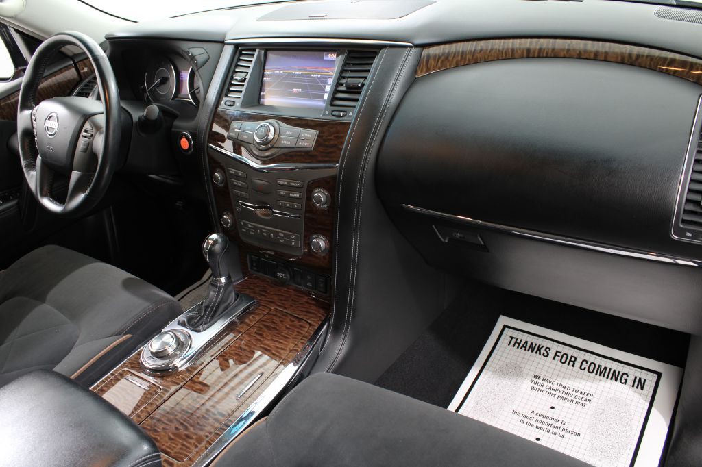 2017 Nissan Armada Image 25