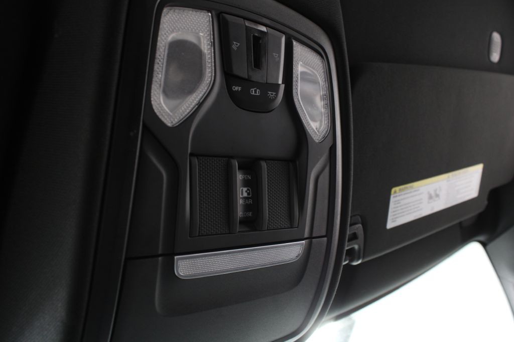 2019 RAM 1500 Image 32