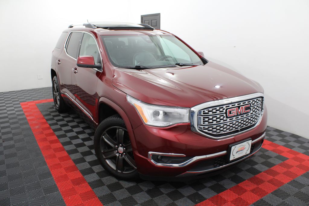 2017 GMC Acadia Image 2