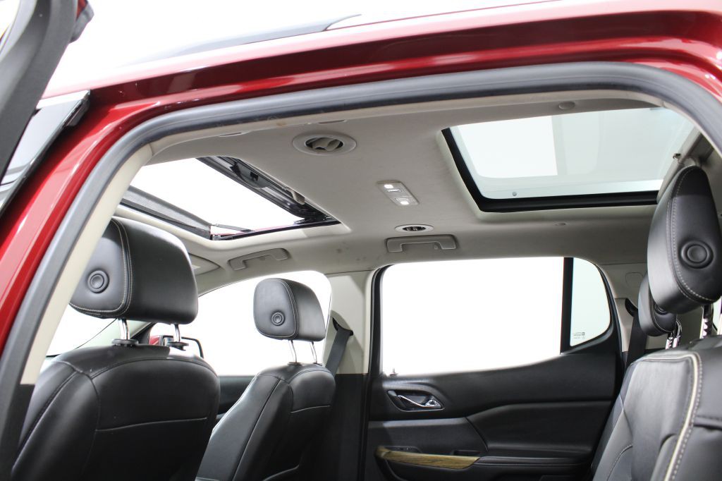 2017 GMC Acadia Image 22