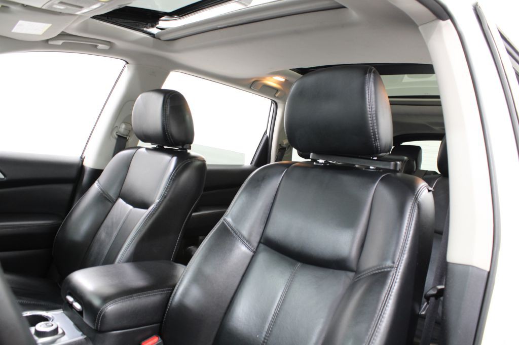 2018 Nissan Pathfinder Image 17