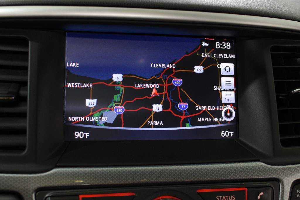 2018 Nissan Pathfinder Image 30