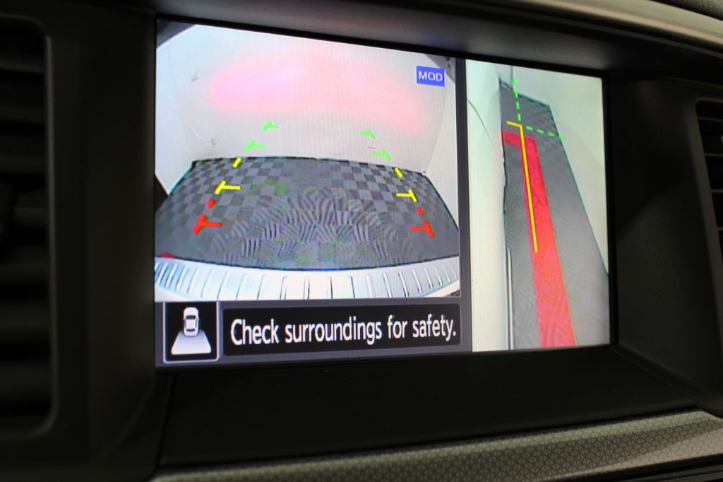 2018 Nissan Pathfinder Image 33