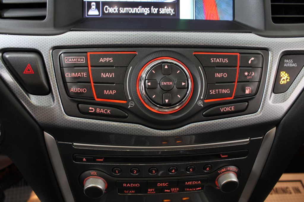 2018 Nissan Pathfinder Image 34