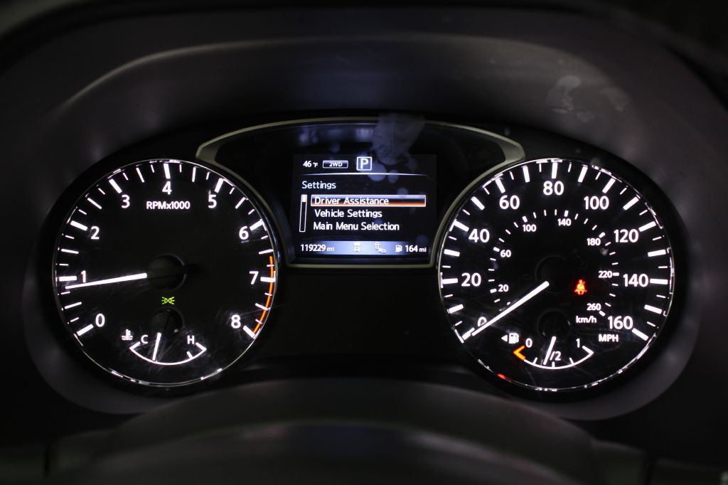 2018 Nissan Pathfinder Image 37