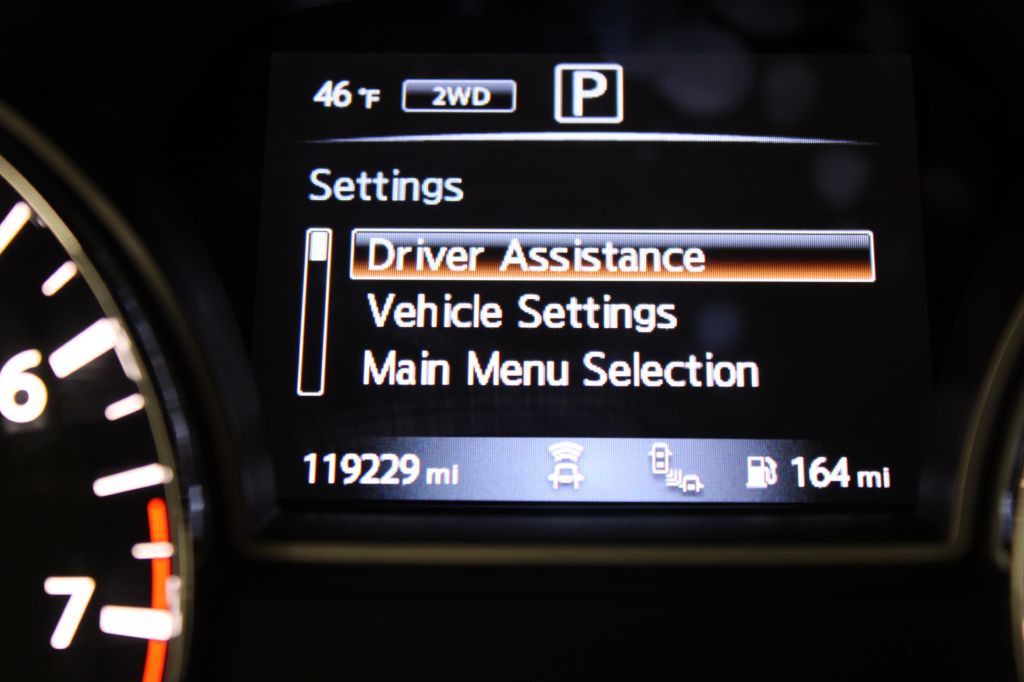 2018 Nissan Pathfinder Image 38