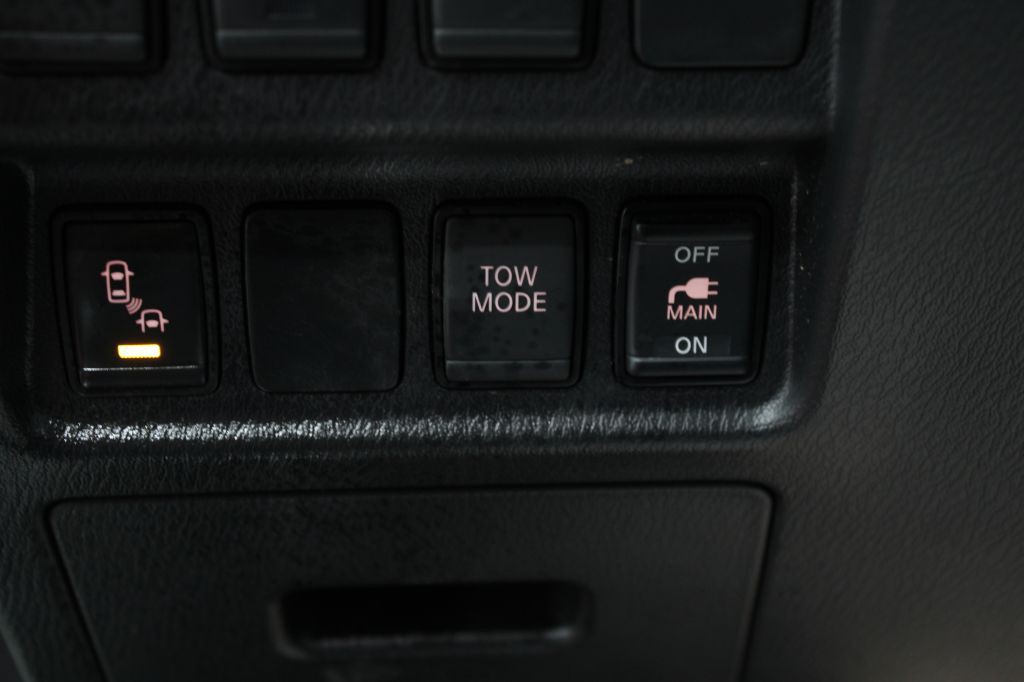 2018 Nissan Pathfinder Image 42