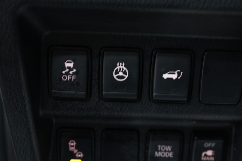 2018 Nissan Pathfinder Image 43