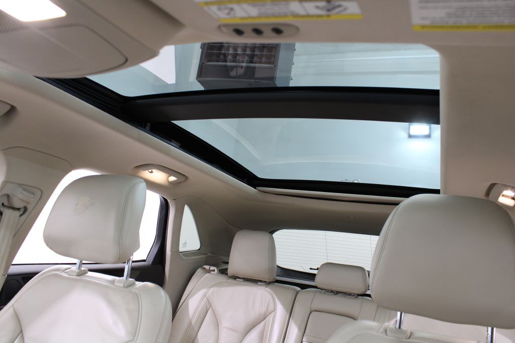 2017 Lincoln MKC Image 3