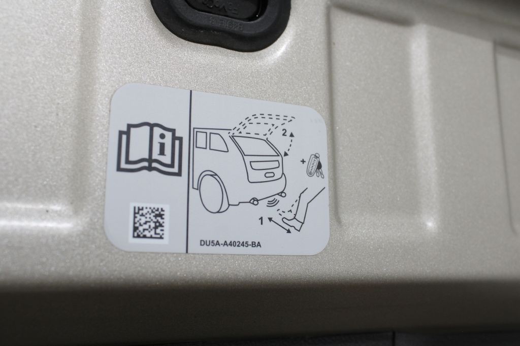 2017 Lincoln MKC Image 32