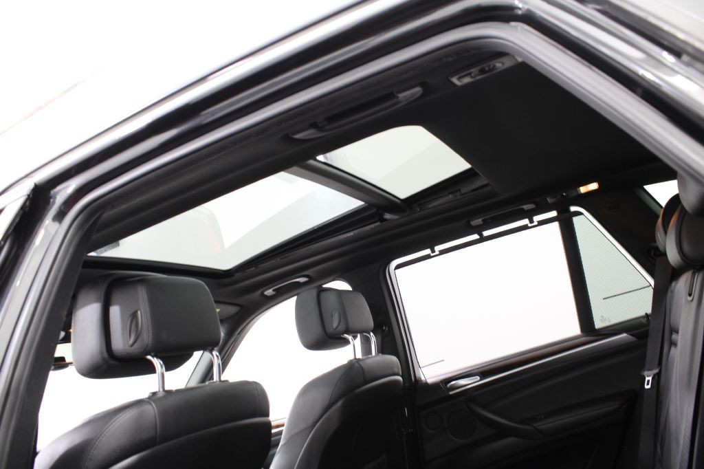 2013 BMW X5 Image 17