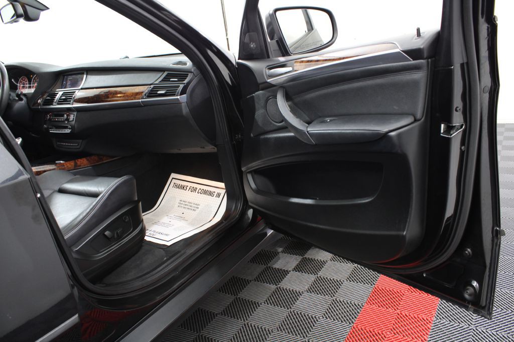 2013 BMW X5 Image 24