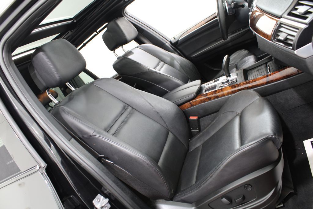 2013 BMW X5 Image 25