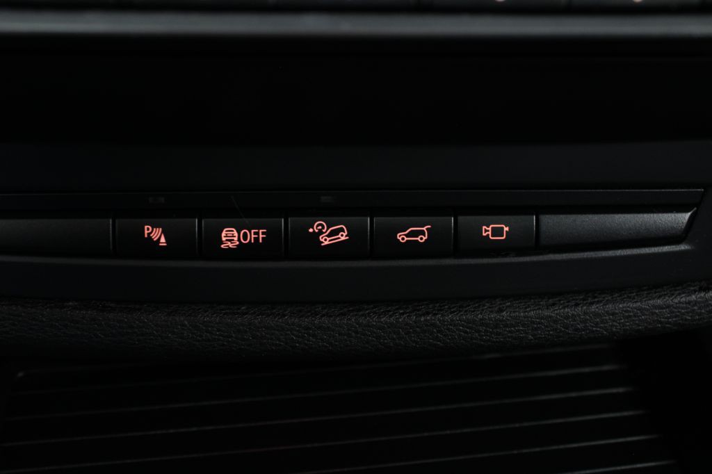 2013 BMW X5 Image 29