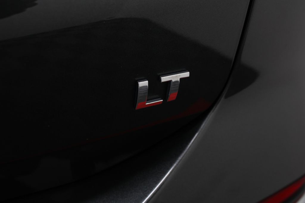 2018 Chevrolet Equinox Image 12