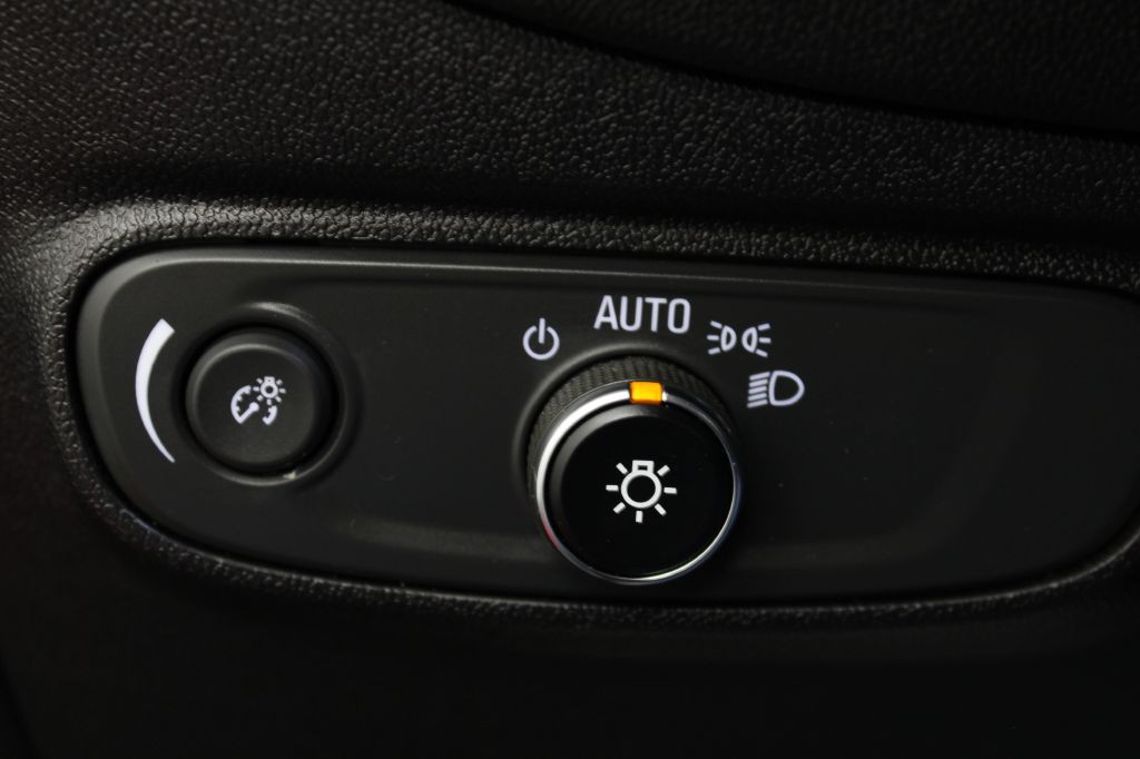 2018 Chevrolet Equinox Image 41